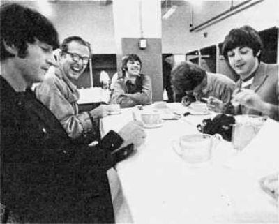 The Beatles (�����). ���������� � 158