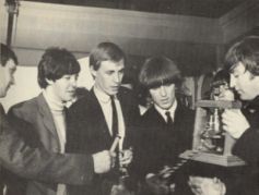 The Beatles (�����). ���������� � 144